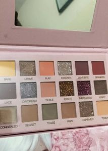 Huda Girl Nude Eyeshadow Palette