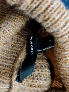 Beige Sweatshirt (Women&#39;s)