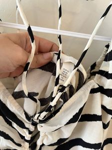 Zebra Print Top h&amp;m 🦓