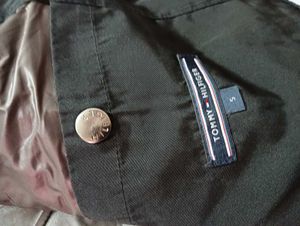 Tommy Hilfiger Men's Stylish Gray Hooded Jacket