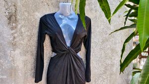 I. SEXY BLACK BODYCON