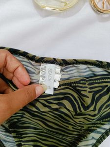 ✨🇭🇲 Tiger Print Imported Xxl /Xxxl Size Stuff