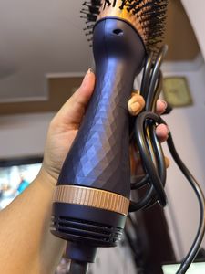 Vega Blow Dry Brush