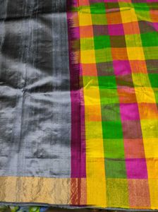Grey Raw Silk Saree With Checked Pallu And Pleats