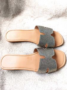 Classy Gold Flat Sandal