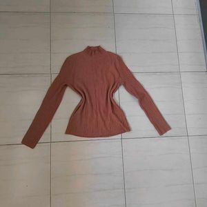 BODY FITTING NUDE PINKISH TOP