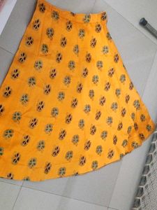 Floral Print Midi Skirt