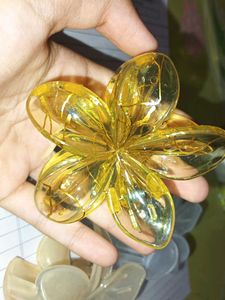 Flower Hair Claw Clips