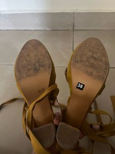 Yellow Tie Up 5inches Heels