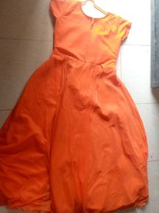 XL gown used 2 times