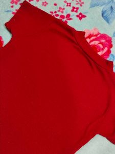 Maroon Basic Crop Top