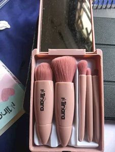 Mackup Brush Applicator Set Of 5 With Mirror 🪞
