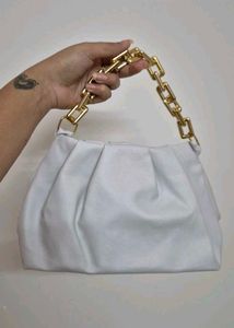 (Birthday Sale)!!!! ONLY 199/-   CHAIN Handbag