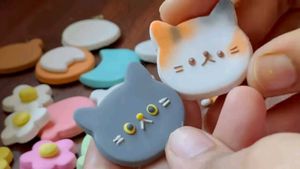 Clay Toy Which Has Magnet