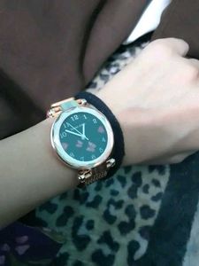 Best Daniel Jubile Wrist Watch For Girls