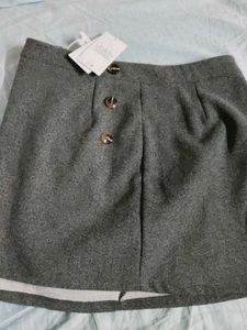 Buttoned A Lined Gray Skirt