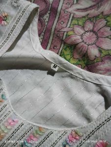 White Kurti