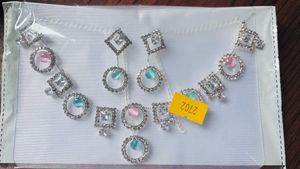 Shinny Lightweight Necklace