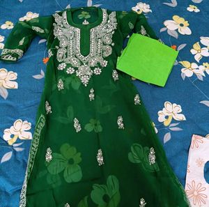 Chikankari Green Kurta With Inner