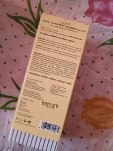 80g  Dot And Key Vitamin C sunscreen