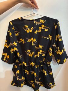 Vero Moda Printed Wrap Top