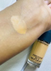MAC Studio Fix Fluid Foundation