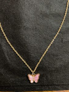 BUTTERFLY PENDANT WITH CHAIN