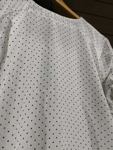 Women White black Polka Dot Printed Straight Kurta