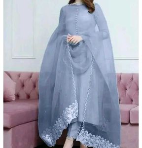 Grey Kurta Set + 2 Free Kurthas