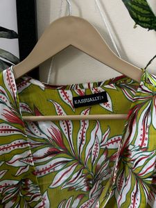 Green Beach Shrug
