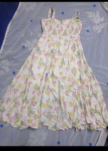 women floral dress
