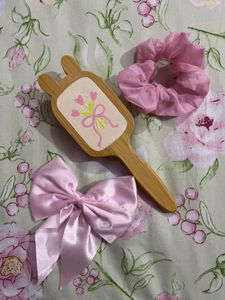 Coquette Hair Brush Pink 🎀🌷