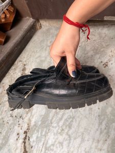 Black Croc Embossed Slingback Loafers