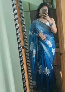 flower design saree