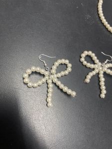 Pearl Bow Earings