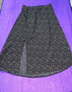 A line split  skirt