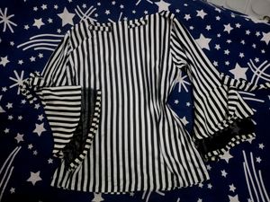 Sale✨ Beautiful Top 🖤