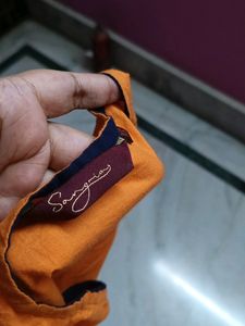 Pure cotton straight A-line kurti by Sangria.
