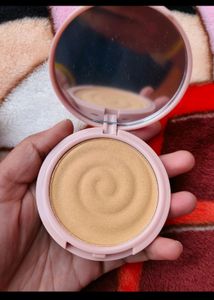 Myglamm K.Play Melon Highlighter