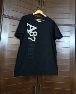 Aeropostale Men Black Regular Fit Cotton Tshirt