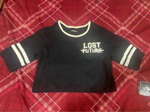 UMM CROP TOP SWEATER