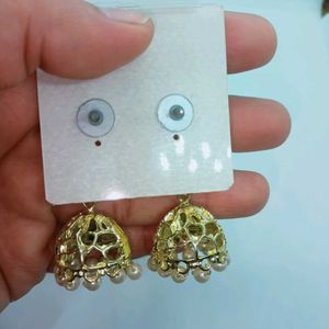 Brand New Partywear Earring With FREE COURIER BAGS