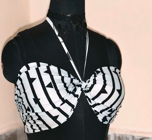 Size L/XL 🎁Buy 2 Get 1 Free 🎁 Striped Bikini Top
