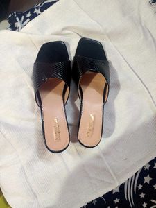Black Square Toe Slides - Size 7