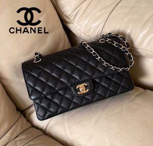 CHANEL LUXURY QUALITY FLAP SLING WITH BOX