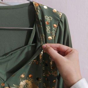 🆕 Green Floral Short Top
