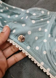 branded non padded bra 36E