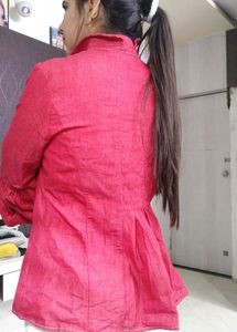 Shirt With Half Baloon Sleeves