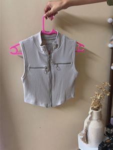 Ribbed Zip-Up Crop Top