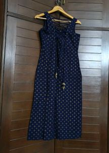 Women Navy Blue Ethnic Print Sleeveless Kurta Set
